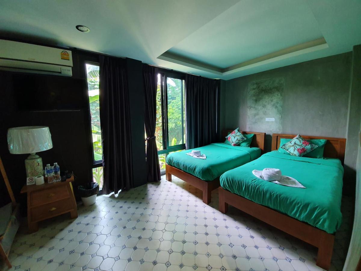 Baan Wualamphong บ้านวัวลำพอง Bangkok Bagian luar foto